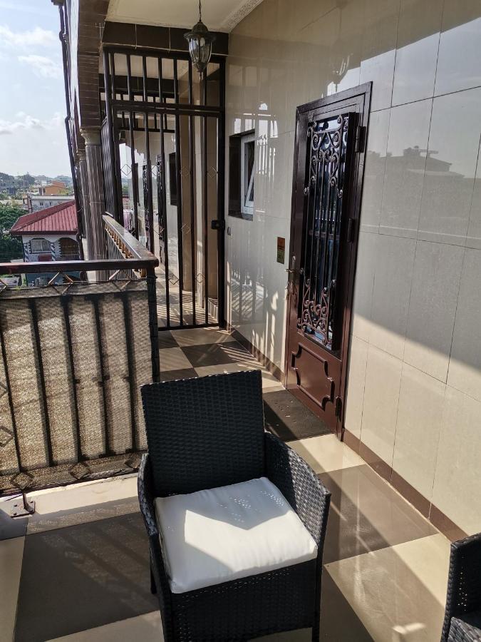 Residence Hoteliere Mb-202 C Douala Bagian luar foto